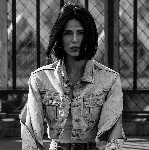 Negzzia Super Model Paris