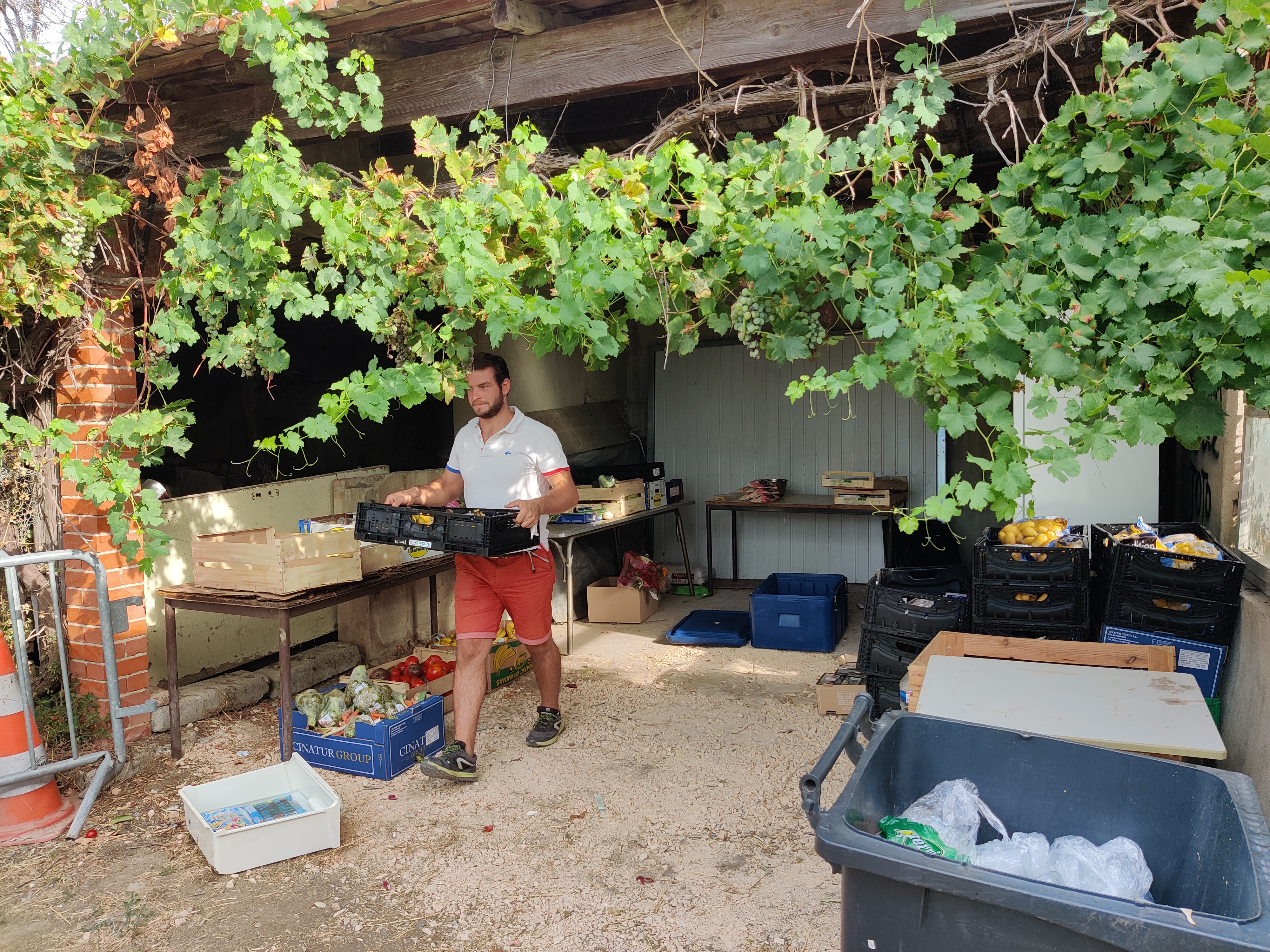 Collecte des dons Carrefour Massabielle Marseille