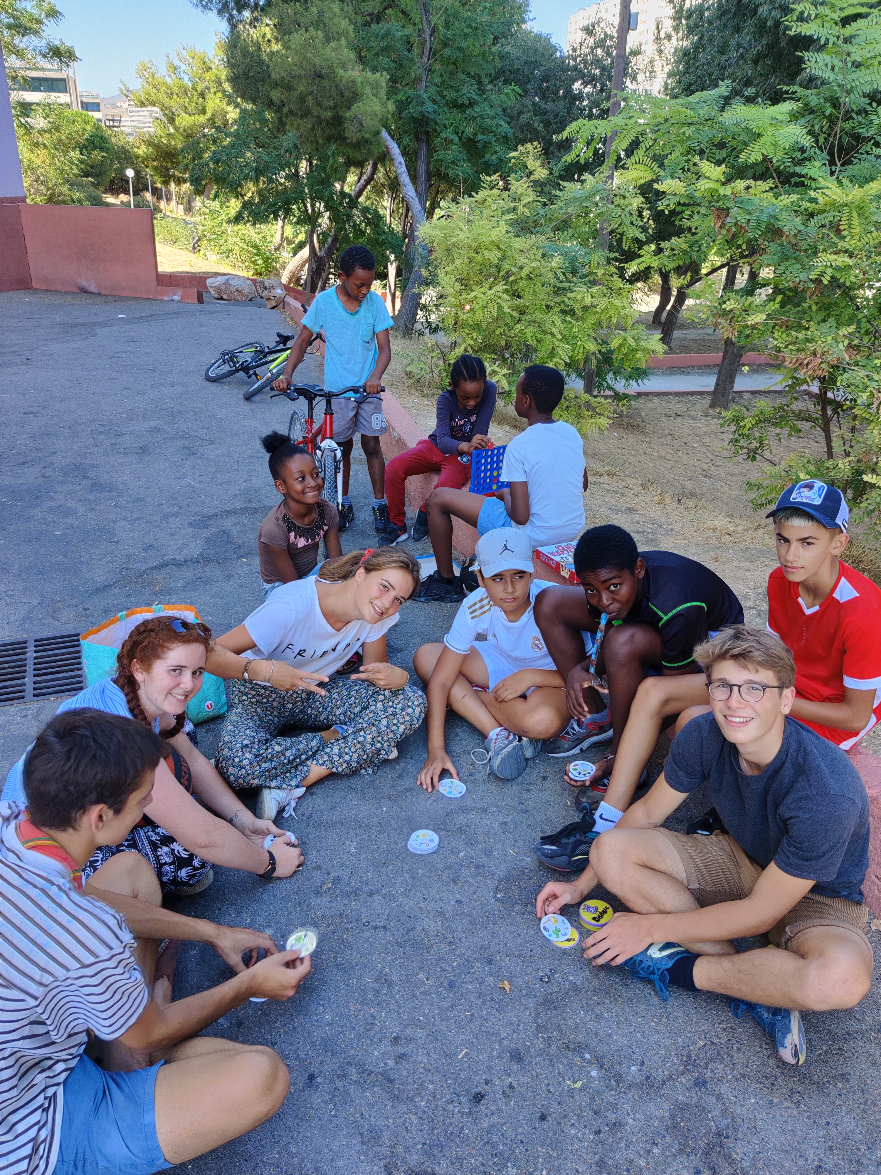 Activités de rue Marseille quartiers Nord Massabielle